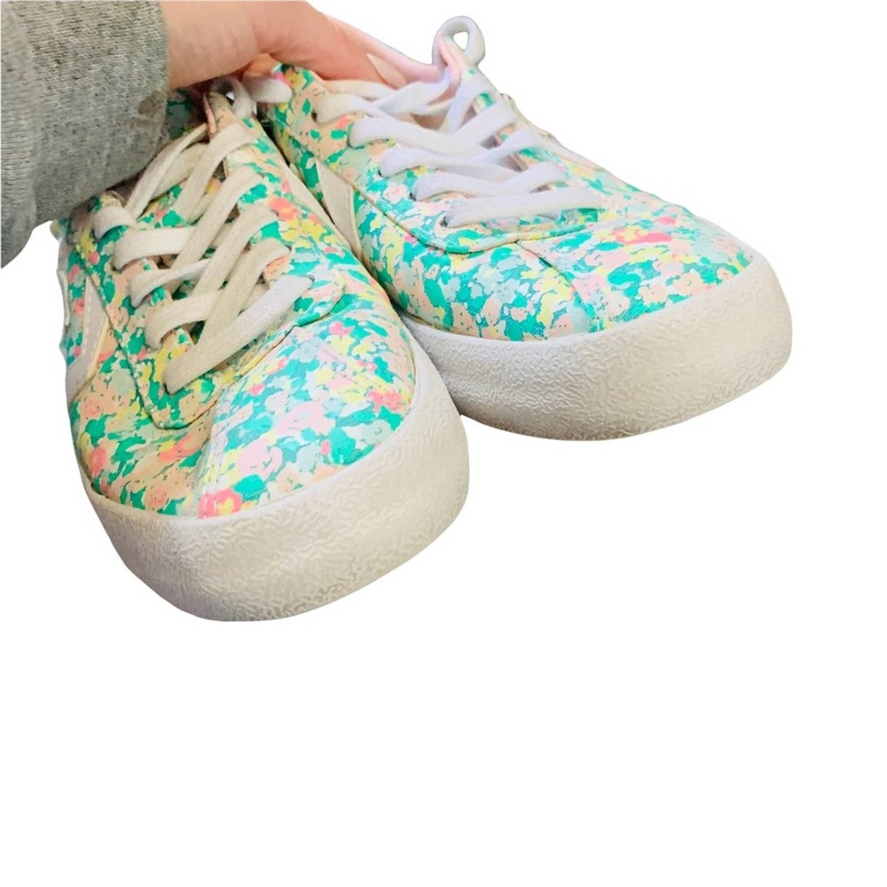 Converse Breakpoint Ox Floral Low Top Sneakers - Picture 6 of 9
